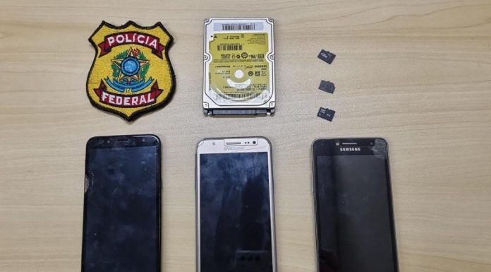 PF apreende pornografia infantil em residência no bairro Capoeiras, Florianópolis celulares apreendidos em capoeiras na operação amordaçados, da polícia federal, contra pornografia infantojuvenil