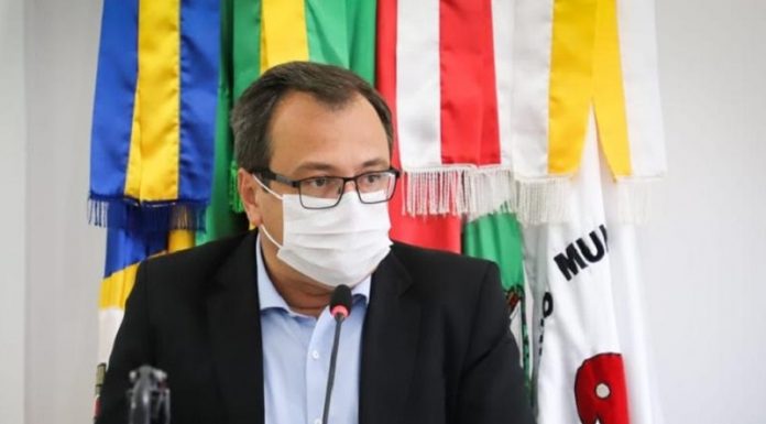 Vice-prefeito de Biguaçu, Alexandre Martins de Souza é internado com Covid Alexandre Martins de Souza