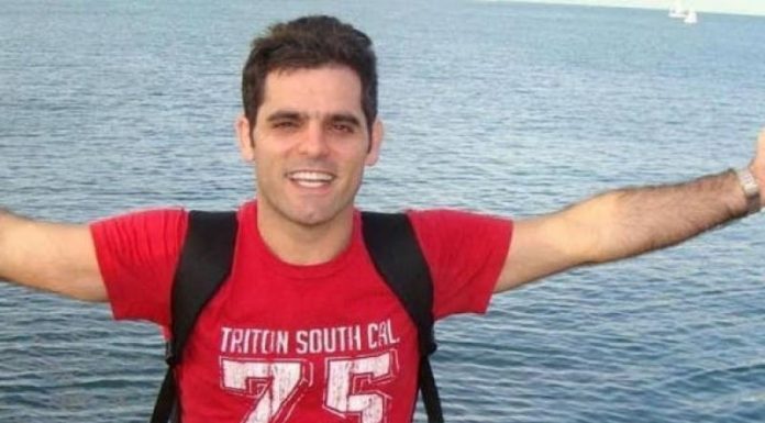 Jornalista Evando Saad morre aos 50 anos em Florianópolis Jornalista Evando Saad morre aos 50 anos em Florianópolis