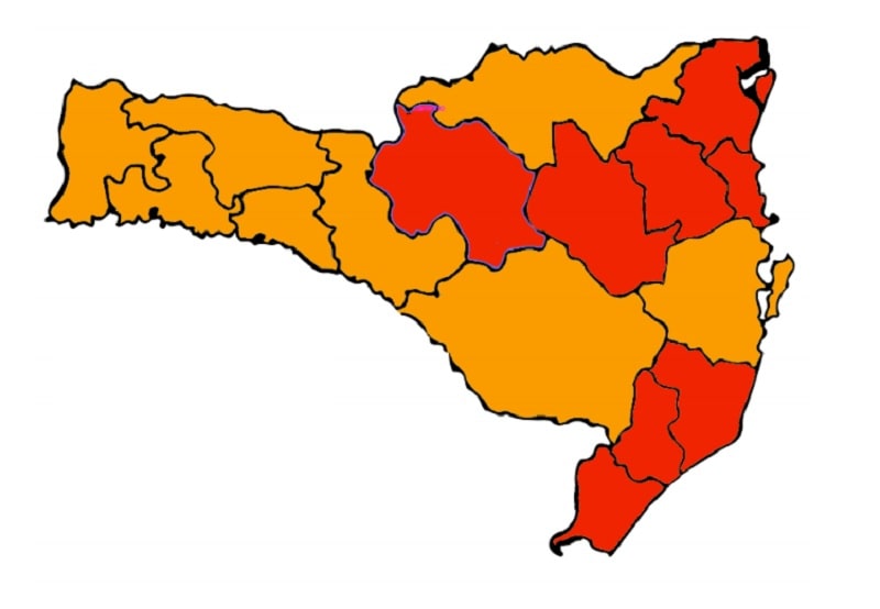 Coronavirus SC: Matriz de risco à Covid aponta oito regiões em estado grave e oito em gravíssimo