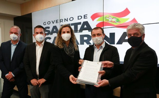 Governador autoriza projeto técnico para extensão da Via Rápida da BR-101 até Balneário Rincão Governador autoriza projeto técnico para extensão da Via Rápida da BR-101 até Balneário Rincão