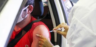 Confira como fica a vacinação na Grande Florianópolis nesta sexta e sábado
