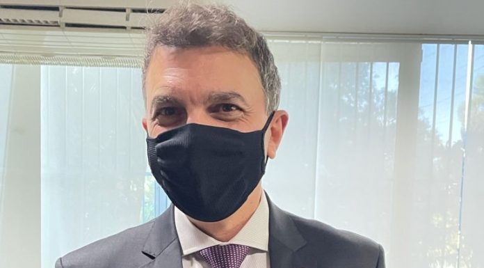 maurício gariba - Reitor escolhido pela comunidade acadêmica do IFSC toma posse no cargo