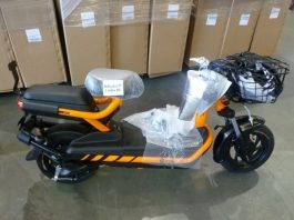 Leilão da Receita Federal tem veículos, eletrônicos, vinhos, roupas e diversas mercadorias Leilão da Receita Federal - motocicleta elétrica