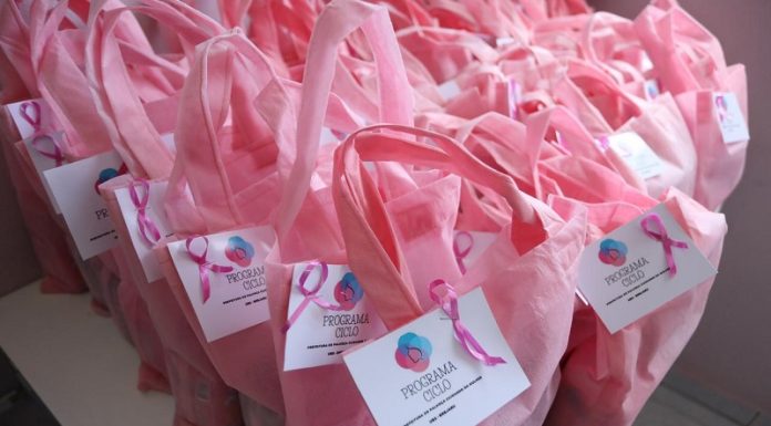 Prefeitura de Palhoça amplia fornecimento de produtos de higiene íntima Prefeitura de Palhoça amplia fornecimento de produtos de higiene íntima