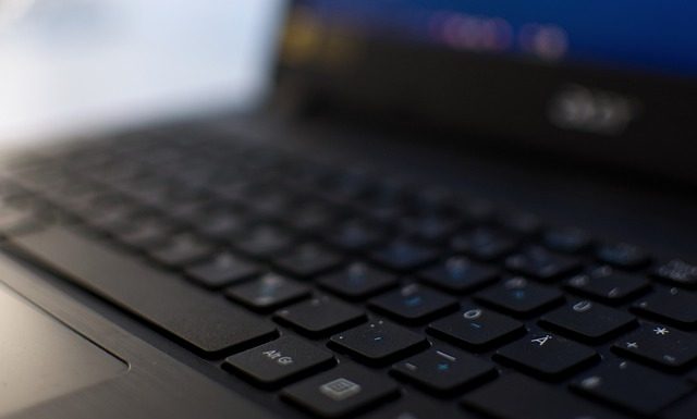 compra de 40 mil notebooks