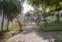 Equipe de aproximadamente 200 funcionários do município trabalha na limpeza geral nos bairros durante 30 dias
