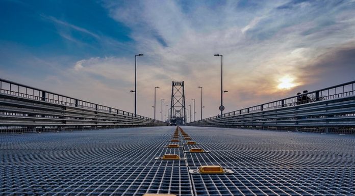 Ponte Hercílio Luz é interditada durante a semana para vistoria
