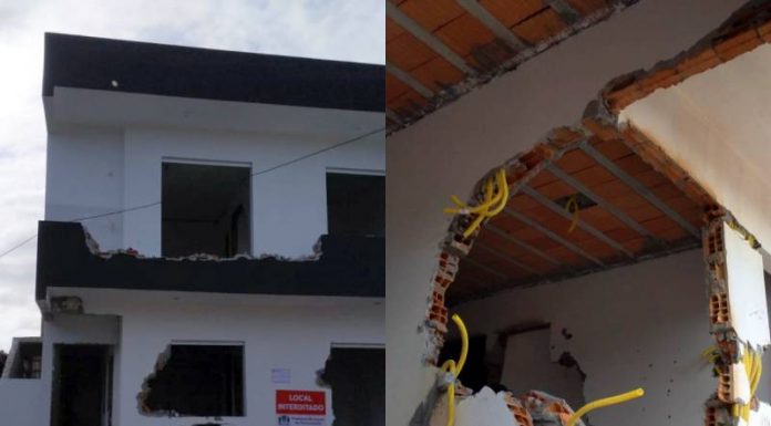 Prédio irregular no Campeche é demolido pela prefeitura