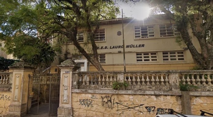 Escola Estadual Lauro Müller, no Centro de Florianópolis