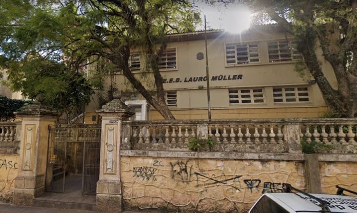 Escola Estadual Lauro Müller, no Centro de Florianópolis