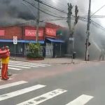 Incêndio atinge loja em Canasvieiras