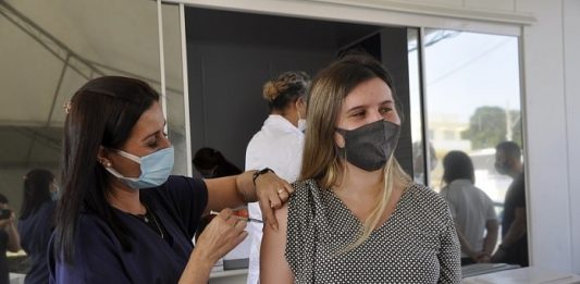 GCR adere ao mutirão da vacinação de Covid neste sábado vacinação em governador celso ramos