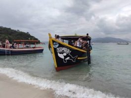 MPF investiga se barco não autorizado derramou óleo na Ilha do Campeche