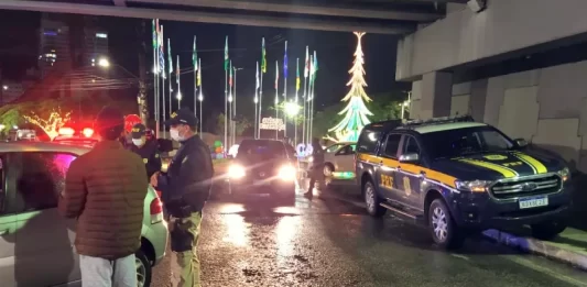 Mais 37 motoristas flagrados dirigindo sob efeito de álcool em Palhoça
