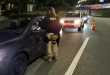 Blitz na cabeceira da Ponte Pedro Ivo Campos flagrou 43 dirigindo alcoolizados