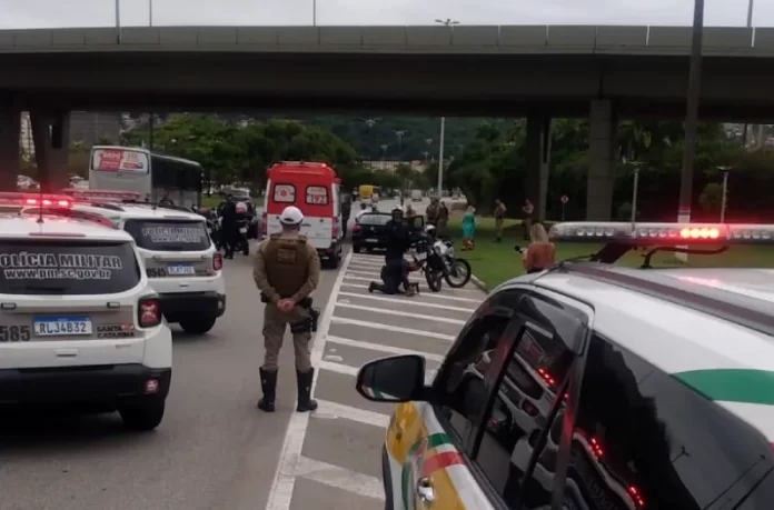 Motociclista de 58 anos morre em acidente na entrada da ilha