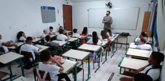 Estado alocará alunos em escolas privadas enquanto unidades da Grande Florianópolis estão em obras