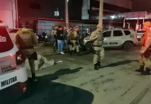 policiais atendem ocorrência de homicídio no bairro nova palhoça