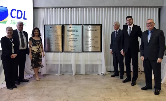 Aemflo e CDL de São José marcam nova fase com inauguração de sede