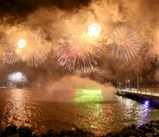 queima de fogos na festa do réveillon em florianópolis está mantida - festas de virada para 2022 em SC