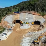 túnel do contorno viário da Grande Florianópolis em construção