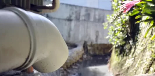 GCR instala limpeza de água em Ganchos de Fora