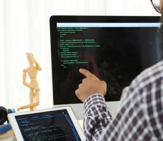 Empresas de tecnologia de SC abrem 500 vagas de emprego