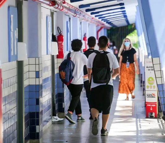 Estudantes de Ensino Médio em Santa Catarina