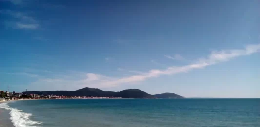 mar calmo da praia dos ingleses - clima para amanha sc tempo bom ceu limpo sol