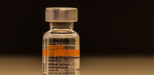 Anvisa libera CoronaVac para crianças e adolescentes entre 6 e 17 anos