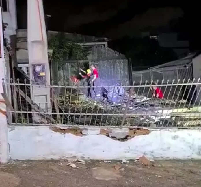 Pai e dois filhos morrem em incêndio em casa na rua irmã bonavita em Florianópolis