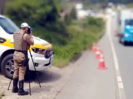 Ranking de multas de trânsito em SC é liderado por velocidade excessiva e farol apagado Velocidade acima do permitido para a via foi o flagrante de trânsito em maior quantidde nas rodovias estaduais