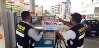 Procon de Florianópolis interdita bomba de etanol em posto em Capoeiras
