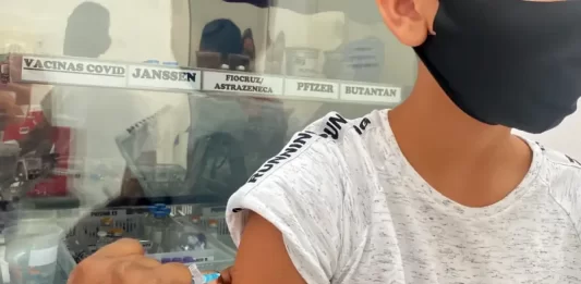Zanin suspende decretos de SC que desobrigavam vacinas de Covid em estudantes São José retoma vacinação de crianças de cinco anos
