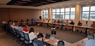 A primeira reunião ordinária do conselho deliberativo da Aemflo/CDL-SJ reuniu mais de 50 empresários