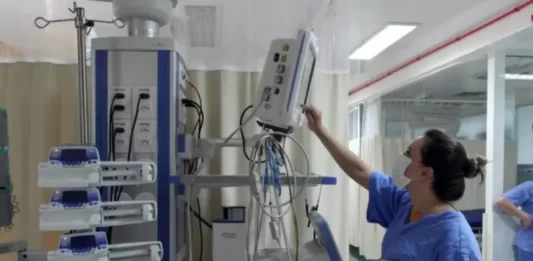 Internações de crianças com Covid-19 em UTIs aumentaram 400% em 15 dias em SC