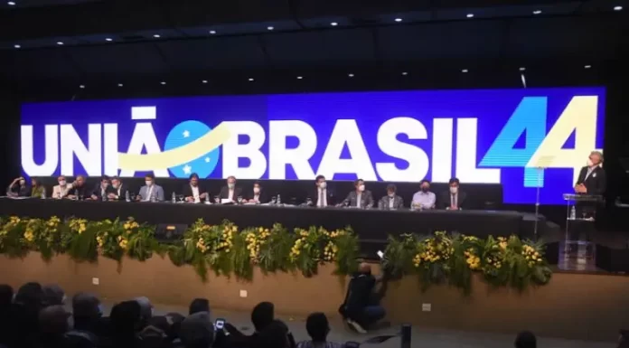 TSE aprova registro do partido União Brasil