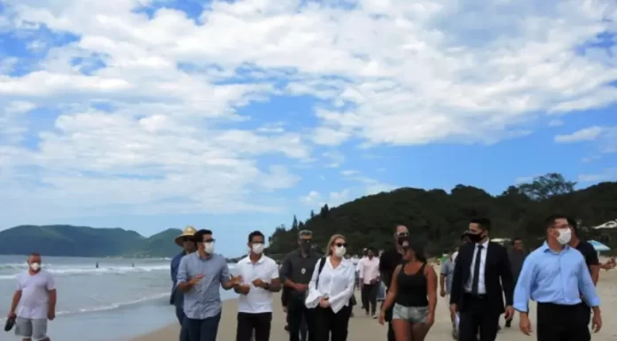 Inspeção e audiência pública dão tratamento conjunto a ações da Praia do Campeche
