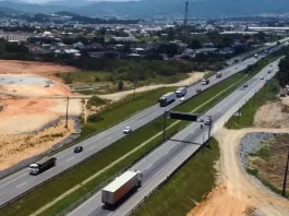 BR-101 em Palhoça será interditada para instalação de painel