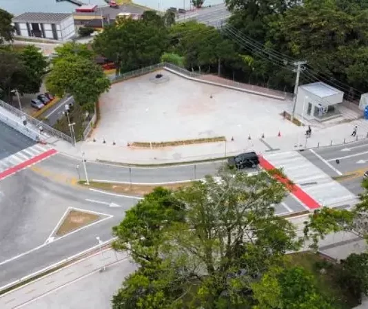 cabeceira insular da ponte hercílio luz