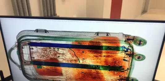 Receita Federal apreende cocaína no Aeroporto de Florianópolis Receita Federal apreende cocaína no Aeroporto de Florianópolis