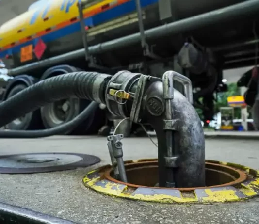 preço médio e imposto sobre a gasolina em sc