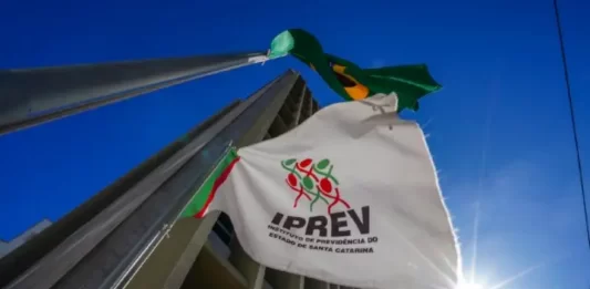 Governo do Estado autoriza reajuste de 28,1% para aposentados e pensionistas sem paridade