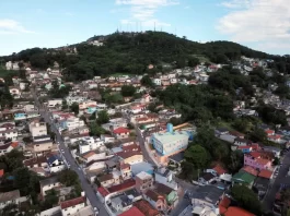 Maciço do Morro da Cruz, em Florianópolis