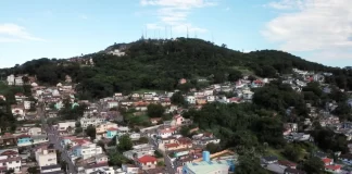 Maciço do Morro da Cruz, em Florianópolis