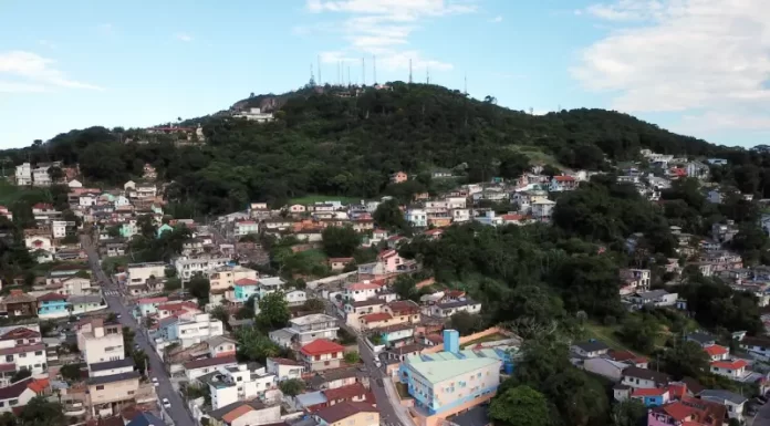 Maciço do Morro da Cruz, em Florianópolis