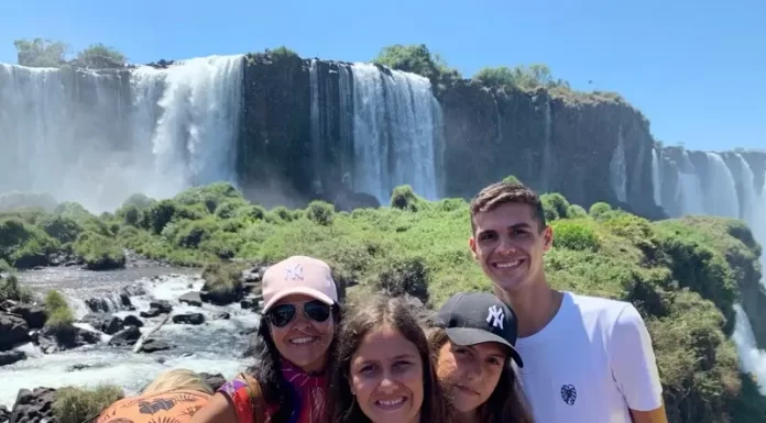 Anelise Cubas e famílias - dia das mães