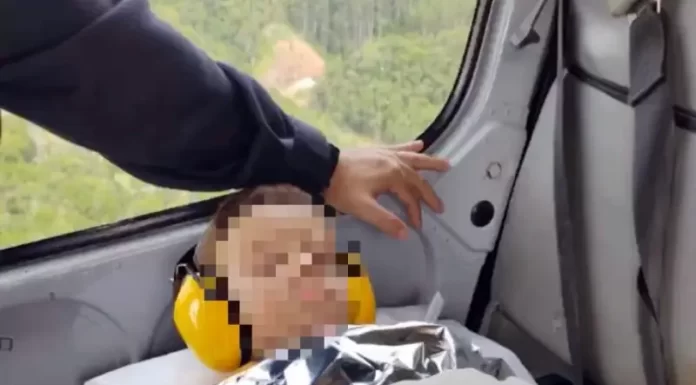 Criança é picada por cobra coral em Nova Trento e levada de helicóptero para hospital