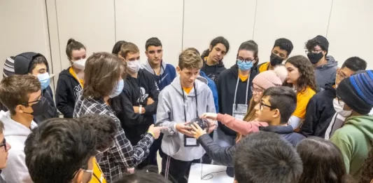 OBMEP promove encontro matemático em Florianópolis para alunos de todo Brasil Alunos no 7º Encontro do Hotel de Hilbert